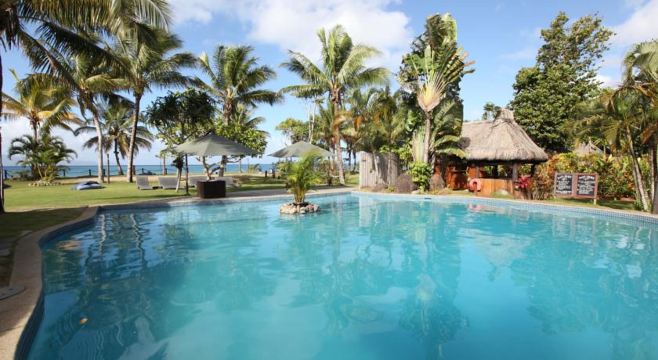 Uprising Beach Resort Pacific Harbour Esterno foto