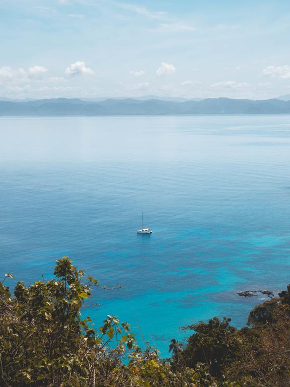 Uprising Beach Resort Pacific Harbour Esterno foto