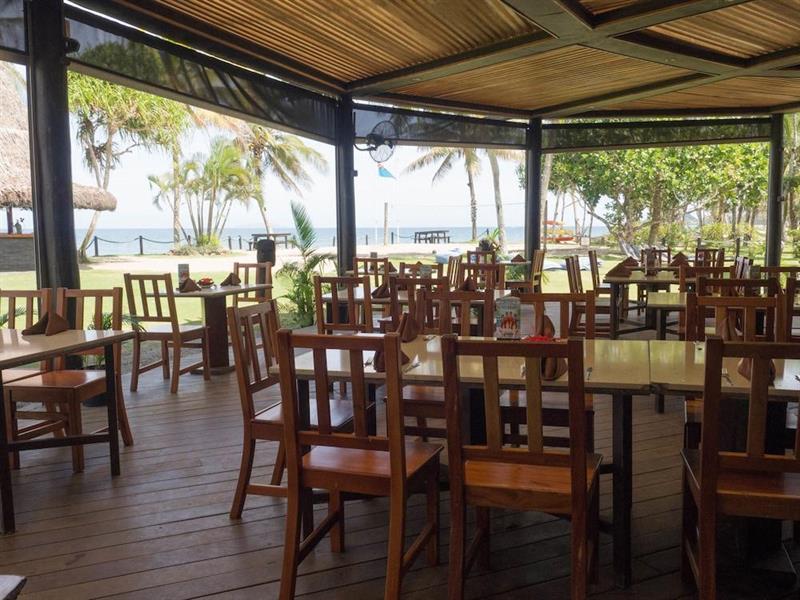 Uprising Beach Resort Pacific Harbour Esterno foto